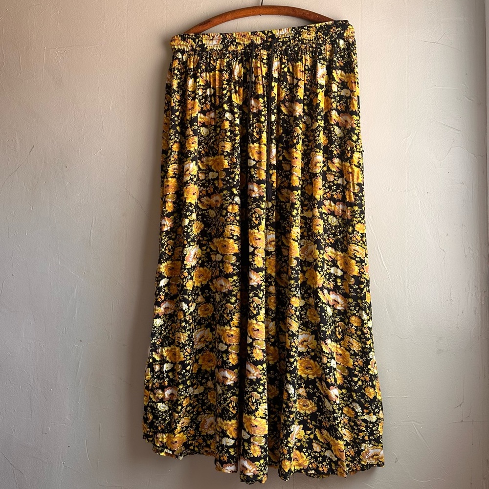 Floral maxi skirt from Fabrik
